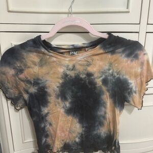 PacSun Black and Orange Crop T-Shirt